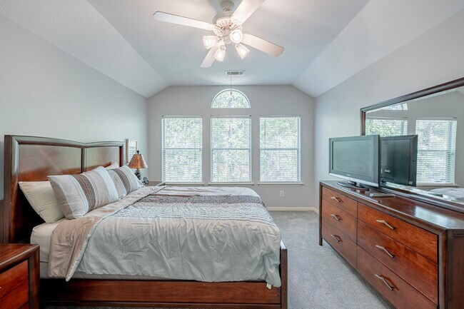 property at 86 Wintergreen Trail