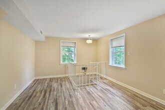 2242 Washington Ave in Silver Spring, MD - Building Photo - Building Photo