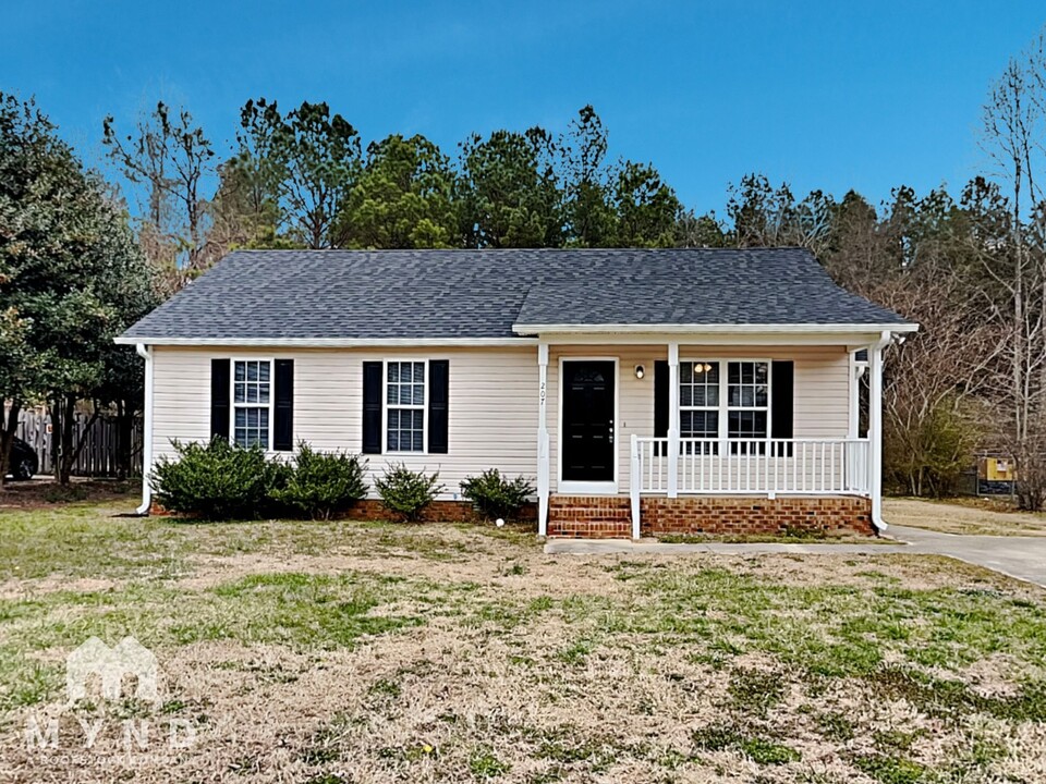 207 Northwinds N Dr in Wendell, NC - Building Photo