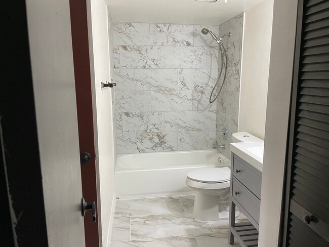 4410 White Pine Ave in Orlando, FL - Building Photo - Building Photo