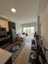 3204 N Clifton Ave in Chicago, IL - Building Photo - Building Photo