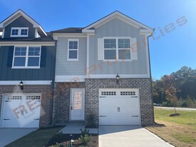 120 Fernbank Dr in Garner, NC - Building Photo