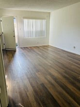Montclair Apartments in Downey, CA - Building Photo - Building Photo