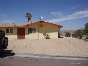 204 Woodham Ave in Barstow, CA - Building Photo - Building Photo