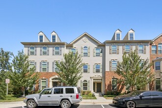 42114 Piebald Sq in Aldie, VA - Building Photo - Building Photo