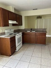 761 Maderia Ct in Kissimmee, FL - Building Photo - Building Photo
