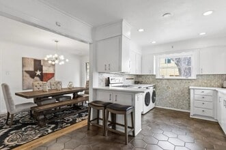 3248 Cockrell Ave in Fort Worth, TX - Building Photo - Building Photo