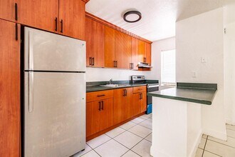 4051 N Dixie Hwy, Unit 20 in Oakland Park, FL - Foto de edificio - Building Photo