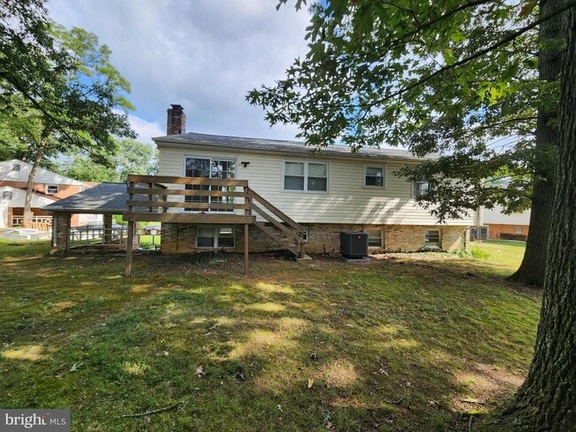 2703 Bey Ct in Fort Washington, MD - Foto de edificio - Building Photo