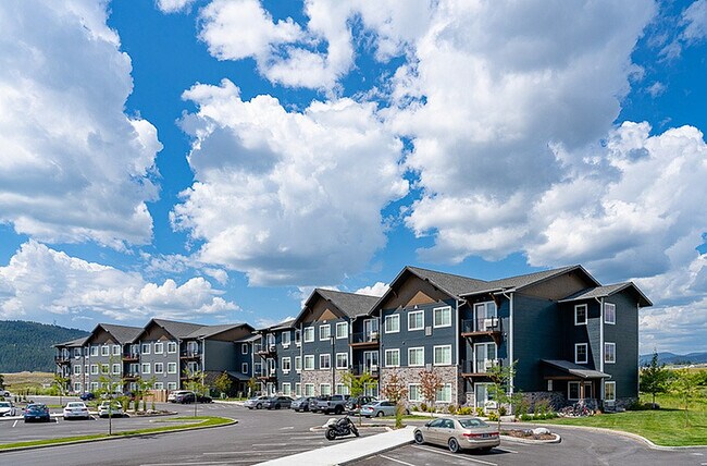 The Meridian Apartments in Kalispell, MT - Foto de edificio - Building Photo
