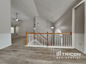 957 Ashton Oak Cir in Stone Mountain, GA - Building Photo - Building Photo