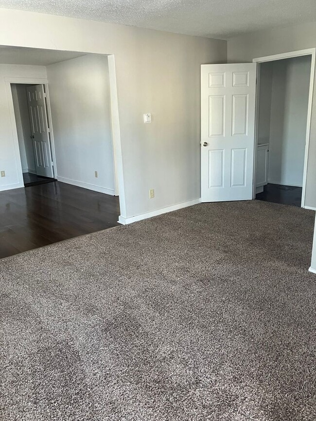 property at 3101 Oliver St