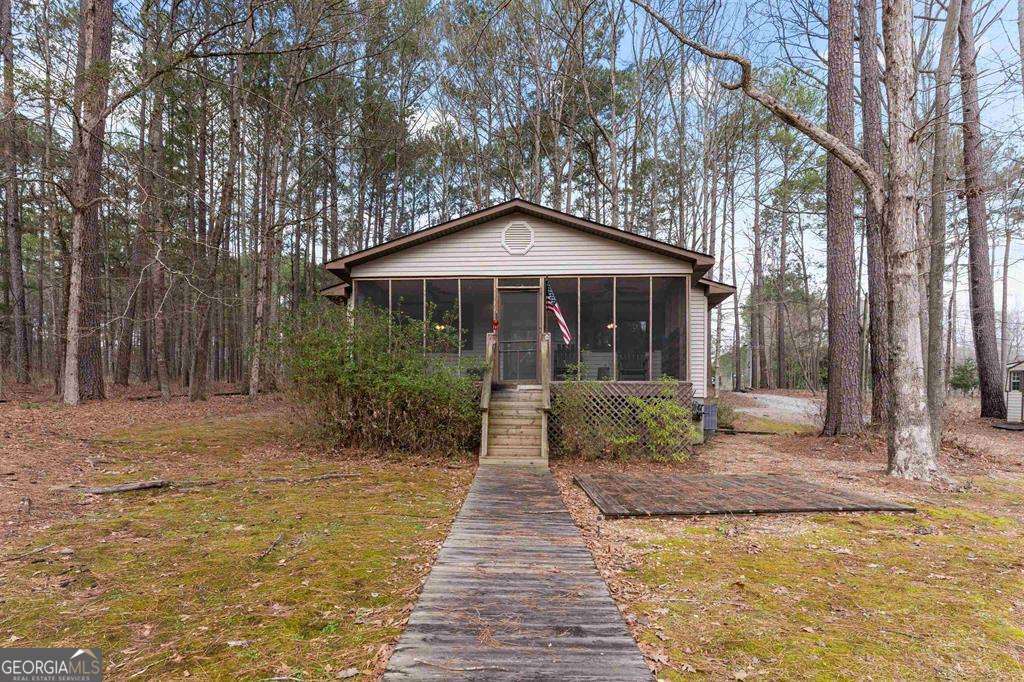 248 W River Bend Dr in Eatonton, GA - Building Photo