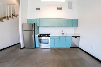 1313 Sunset in Los Angeles, CA - Building Photo - Building Photo
