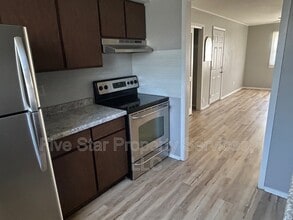 629 W Washington St in Springfield, IL - Building Photo - Building Photo
