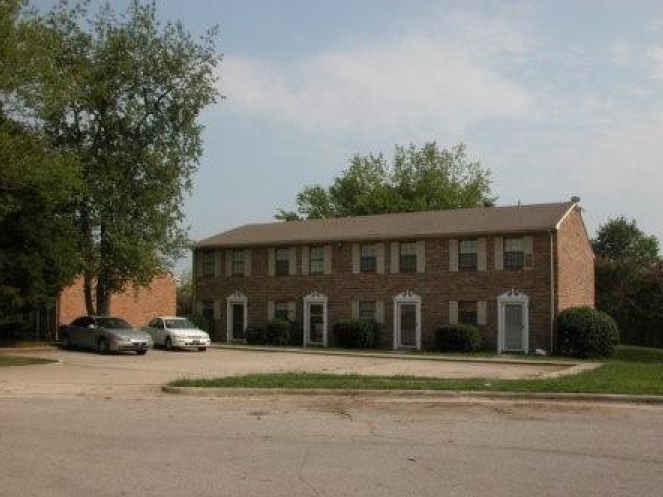 Cotton Row Townhouses in Huntsville, AL - Building Photo