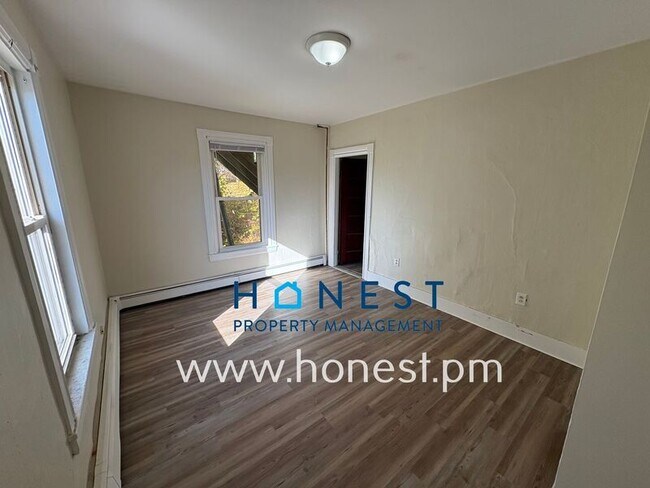 7 Drummond St in Auburn, ME - Foto de edificio - Building Photo