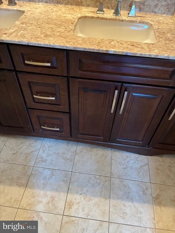 83 Glenview Ln in Willingboro, NJ - Building Photo - Building Photo