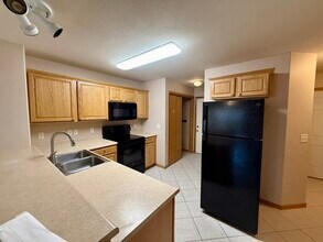 721 Broderick Dr NE in Cedar Rapids, IA - Building Photo - Building Photo