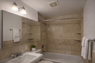 416 E 13th St, Unit 3A in New York, NY - Building Photo - Building Photo