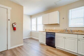 1216 Park Pl Ave in Fort Worth, TX - Building Photo - Building Photo