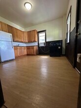 2122 N Spaulding Ave in Chicago, IL - Building Photo - Building Photo