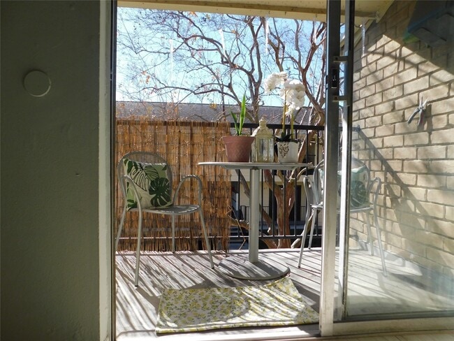 property at 3131 Cummins St