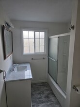 4901 241st St SW in Mountlake Terrace, WA - Foto de edificio - Building Photo