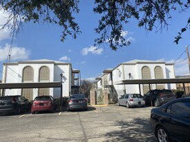 Zodiac Apartments in Denton, TX - Building Photo