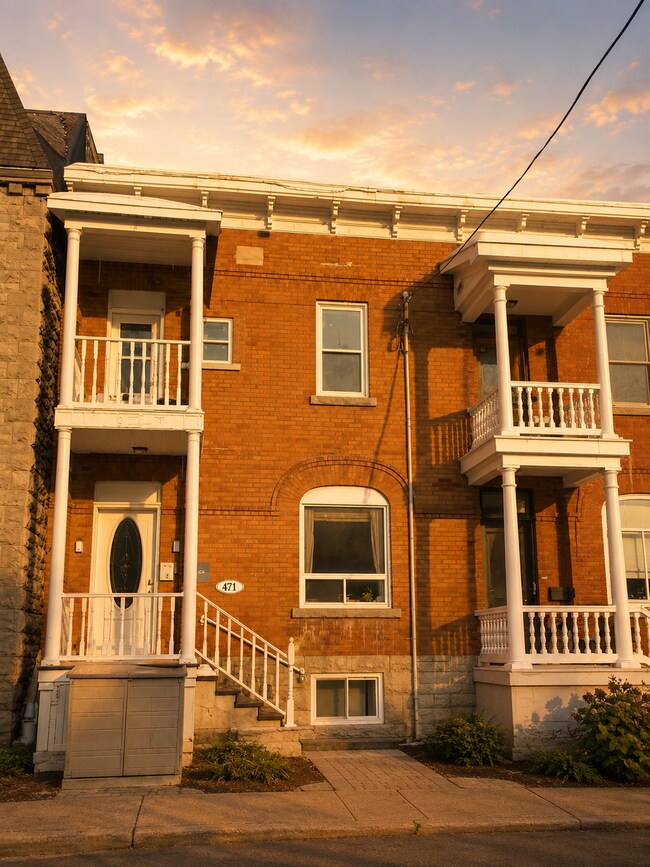 Building Photo