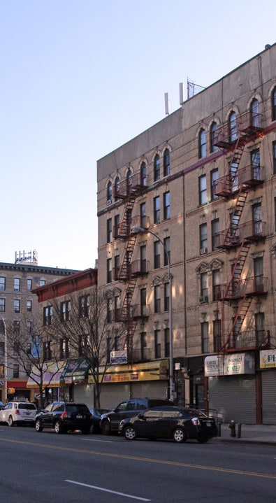 2722-2724 Frederick Douglass Blvd in New York, NY - Building Photo