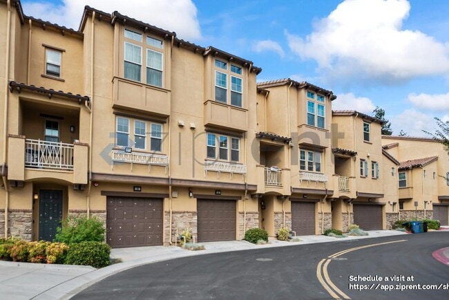 31 Catania Common in Fremont, CA - Building Photo - Building Photo