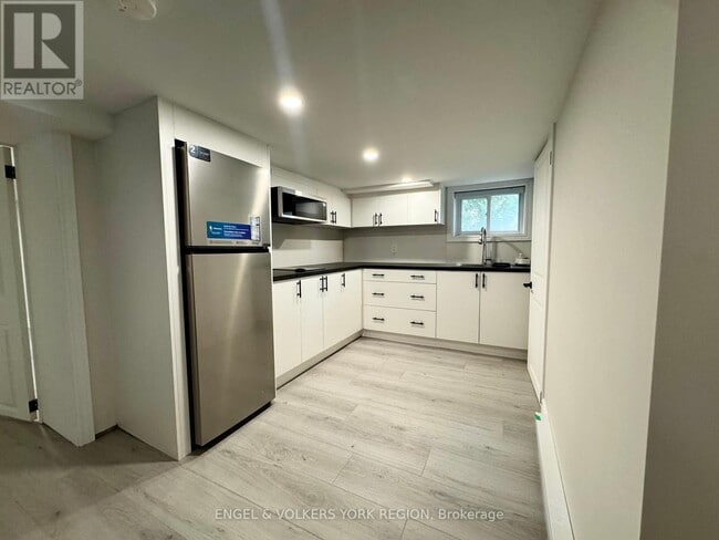 property at 185 Rumble Ave