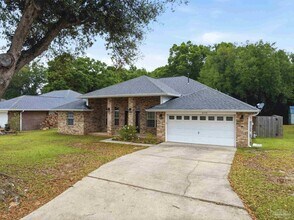 4712 Thousand Oaks Blvd in Pace, FL - Building Photo - Building Photo