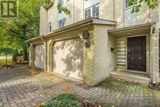 1399 Commissioners Rd W in London, ON - Building Photo - Building Photo