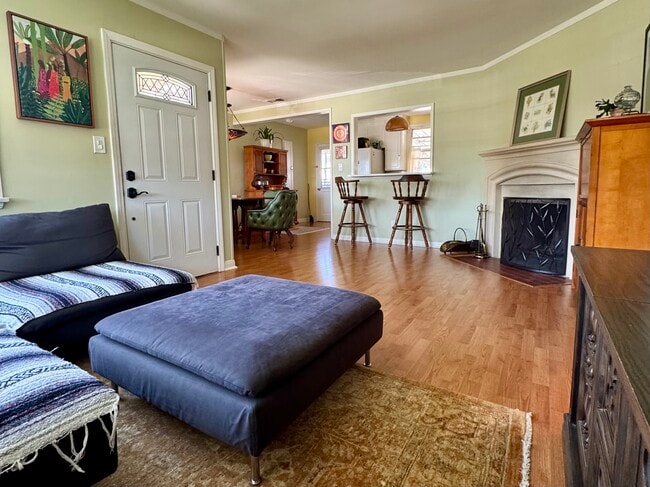 7451 Wish Ave in Van Nuys, CA - Building Photo - Building Photo