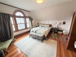 13 Linden Ave, Unit 2 in Somerville, MA - Building Photo - Building Photo