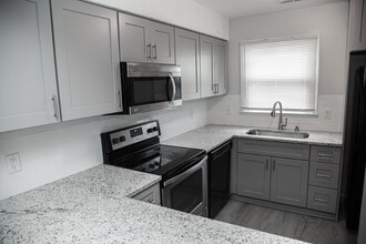 4320 Bona Ct in Raleigh, NC - Building Photo - Building Photo