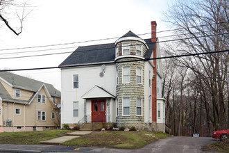 277 W Elm St in Brockton, MA - Building Photo - Building Photo