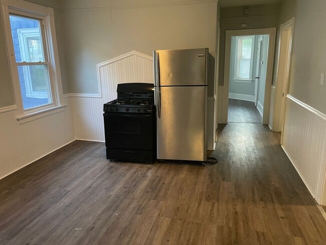 property at 415-417 Academy Ave