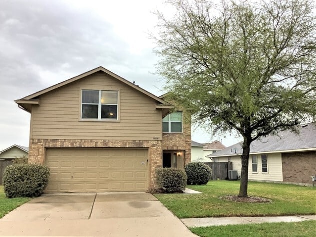 property at 19138 Larkspur Hills Dr