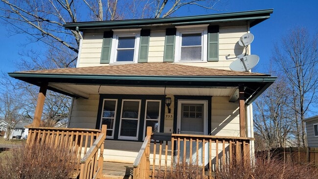 955 Concord Ave in Akron, OH - Building Photo - Building Photo