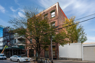 37 S 3rd St in Brooklyn, NY - Building Photo - Building Photo