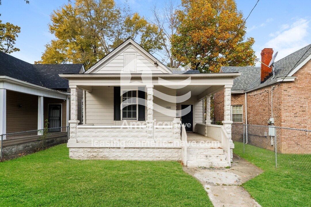 1330 Olive St in Louisville, KY - Building Photo