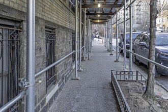132 W 169th St in Bronx, NY - Building Photo - Building Photo