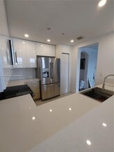 10901 NW 83rd St, Unit 204 in Doral, FL - Foto de edificio - Building Photo