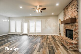 13904 Hutchinson Pl in Yukon, OK - Foto de edificio - Building Photo