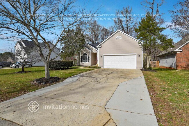 7030 Daerwood Pl in Charlotte, NC - Building Photo - Building Photo