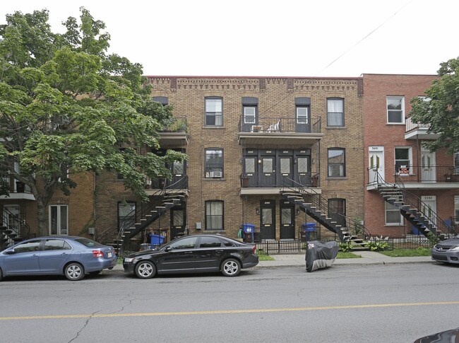 3603-3619 de Verdun Rue in Montréal, QC - Building Photo - Building Photo