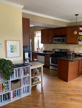 1623 W Wallen Ave in Chicago, IL - Building Photo - Building Photo